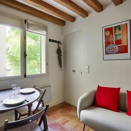 3min Notre Dame De | Apartmán *